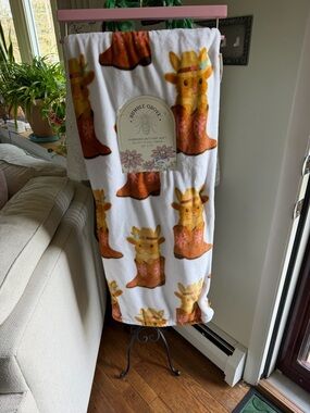 White Plush Throw Blanket with Brown Cowgirl Motif